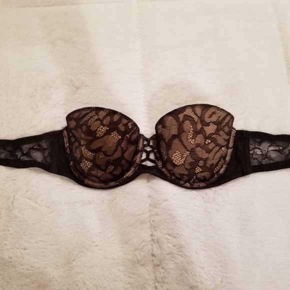 Victoria's Secret Strapless Black Lace Bra - Picture 4 of 8